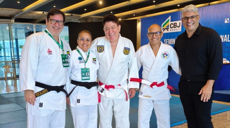 A equipe de colaboradores da ABJI está participando do Seminário Técnico Nacional de Judô, promovido pela Confederação Brasileira de Judô (CBJ)
